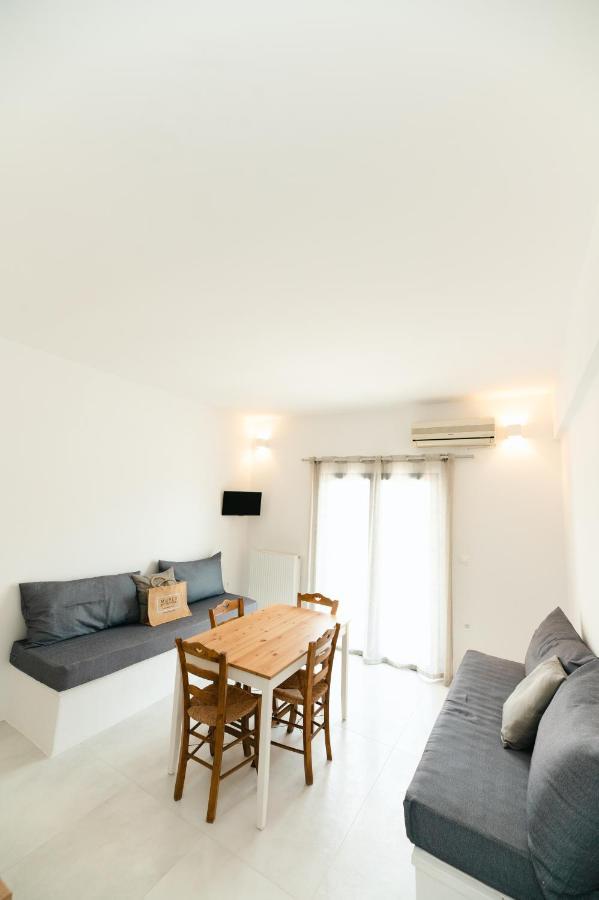 Muses Apartments อาเยียอันนา ภายนอก รูปภาพ