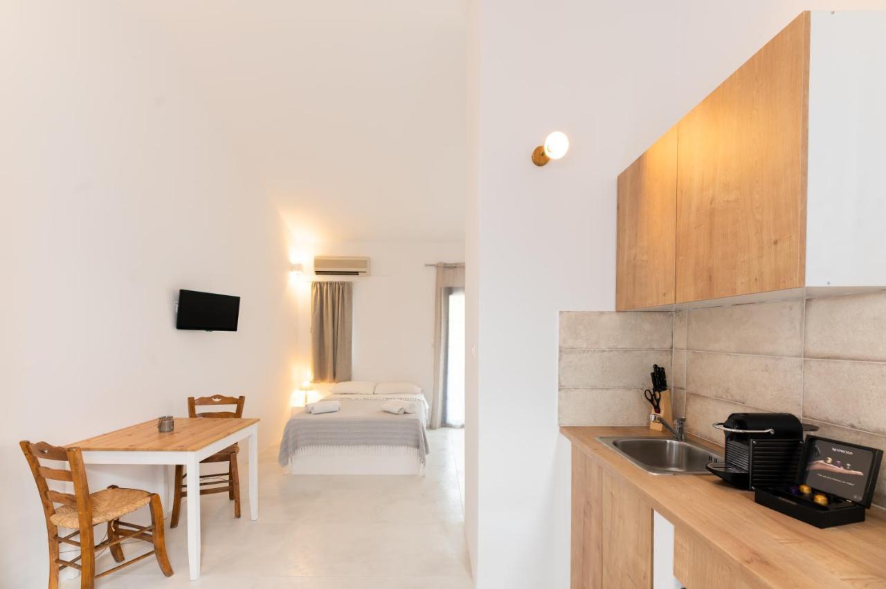 Muses Apartments อาเยียอันนา ภายนอก รูปภาพ